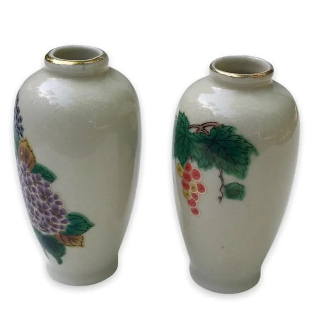 Vintage Homco Japan Mini Flower Vases Pair of 2 Grapevine and Floral Designs
